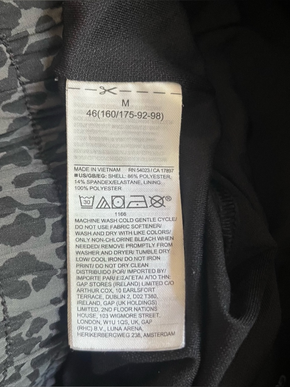 GAP Women's Black and Gray Leopard Athletic Shorts - Picture 4 of 4